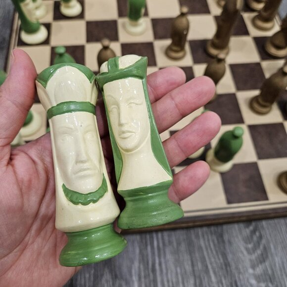 Rare Vintage Glazed Porcelain/Ceramic 32 Piece Chess Set with Carry/Storage Box - Picture 9 of 9